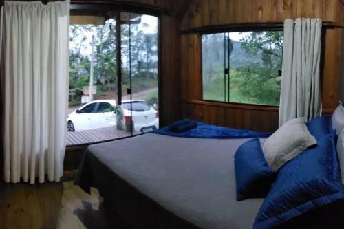 Cabana Em Meio A Natureza Com Piscina.