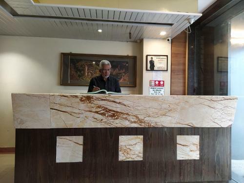 Hotel Highland Residency