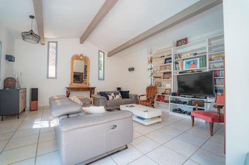 Villa Perle By Precious Houses