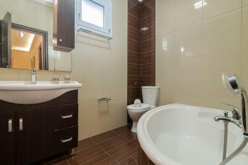 Apartamento Taso's Modern House!