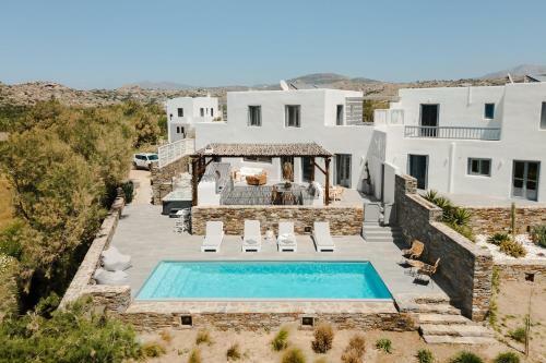 Villa Mikri Tranquilla Beach Heated Pool And Jacuzzi