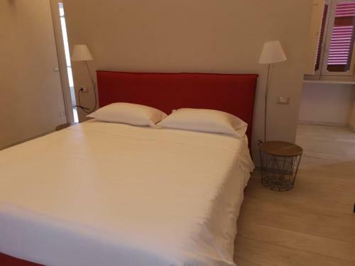 Hostal Olivola Apartments