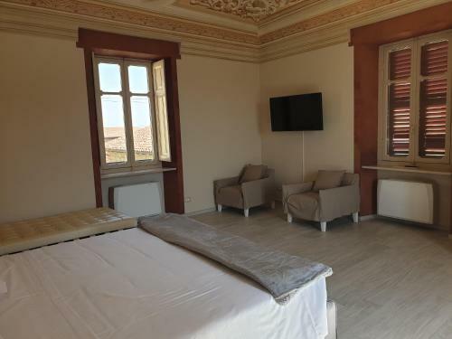 Hostal Olivola Apartments