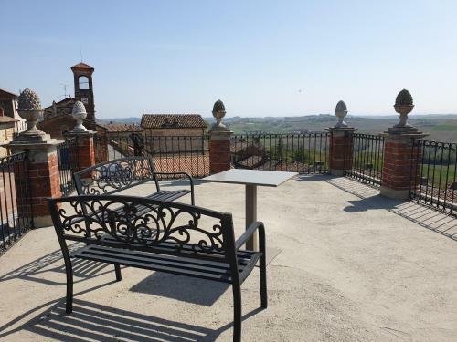 Hostal Olivola Apartments