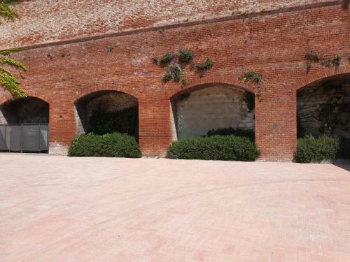 Hostal Olivola Apartments