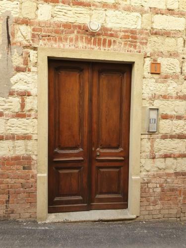Hostal Olivola Apartments