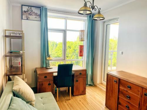 Airport City Apartment