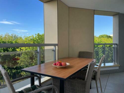 Airport City Apartment