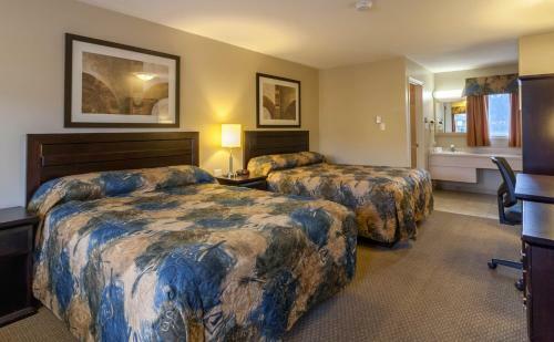 Best Canadian Motor Inns - Coleman