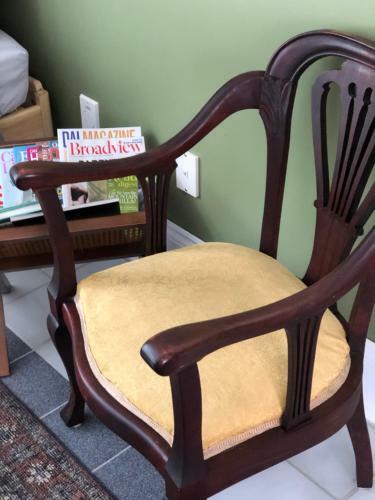 Mahogany Manor Bed & Breakfast