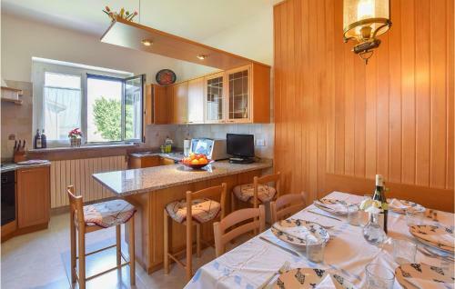 Awesome Apartment In Grado With Wifi And 2 Bedrooms