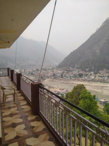 Thapliyal Home Stay