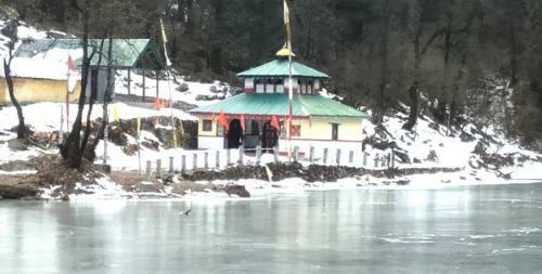 Bed & Breakfast River View Homestay