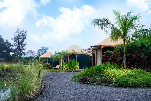 Hotel Shanti Resorts