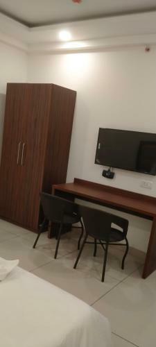 Hostal 121 Stays Rooms