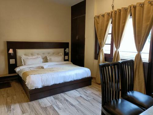 Hotel Dhauladhar Hills