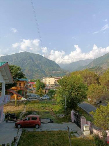 Hotel Dhauladhar Hills