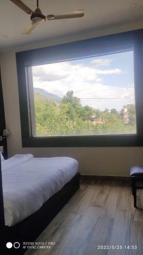 Hotel Dhauladhar Hills