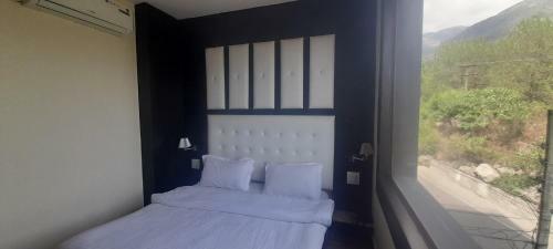 Hotel Dhauladhar Hills