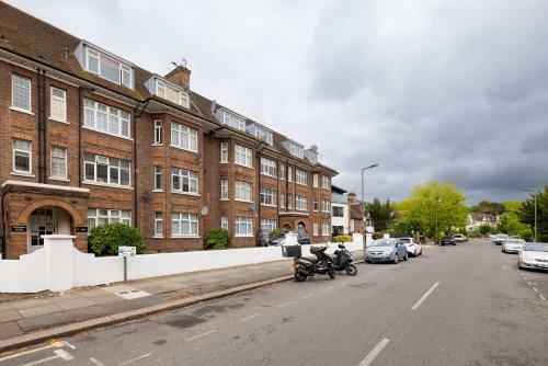 Apartamento The Hendon Escape - Elegant 3bdr Flat