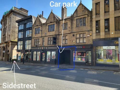 Remarkable 2-bed Apartment In Huddersfield