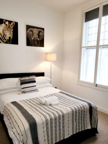 Remarkable 2-bed Apartment In Huddersfield