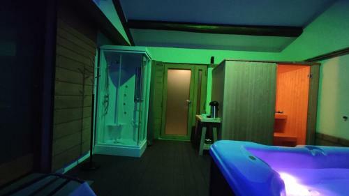 Hostal A 2 Passi Dal Lago - Guest House E B&B
