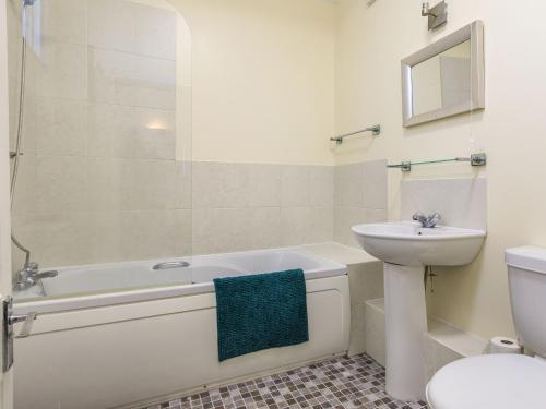 Apt 3, 1 Hillsborough Terrace