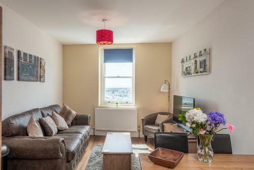 Harbour View: 2 Bedroom Apartment By Royal Harbour