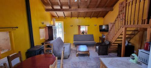 Ch�teau De Mauras Maison D'h�tes