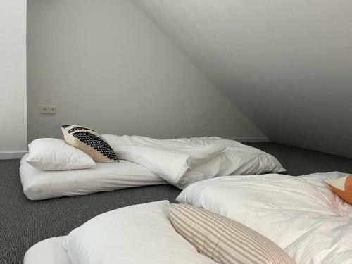 Apartamento De Ole School - Gro�z�giges Loft Mit Kamin (apt. 23)