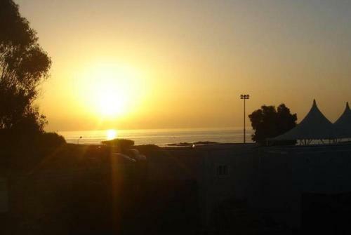 Sunny Coastal 1 Bed Apartment - Vera Coast: 2mins To Beach