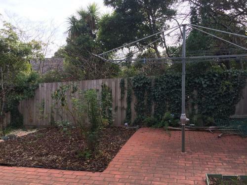 Hostal Australia Sky Guest House