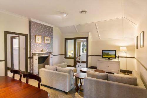Hotel Peppers Manor House