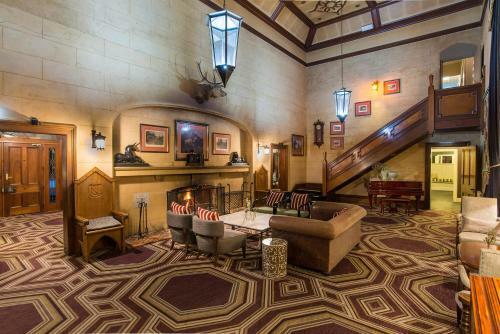 Hotel Peppers Manor House