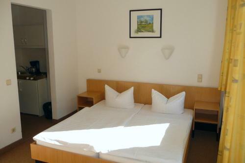 Hostal Hotel Europark Chemnitz
