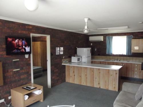 Bridge Street Motor Inn