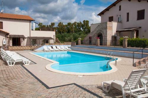Apartamento Borgo Valmarina