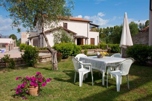 Apartamento Borgo Valmarina