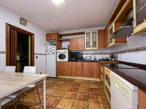 Casa El Arrabal, Casa Con Chimenea Y Patio.