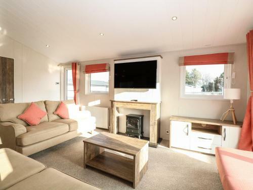 Broadland Sands Lodge
