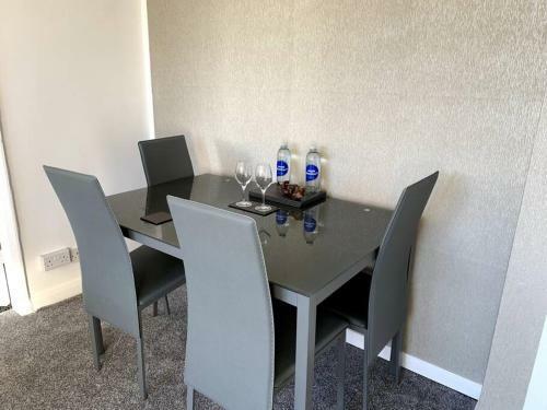 Beach Front Apartment With Free Parking, St Annes