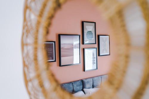 Rest&recharge @ Windsor House (2 Bedrooms, 4 Beds, Free Parking)