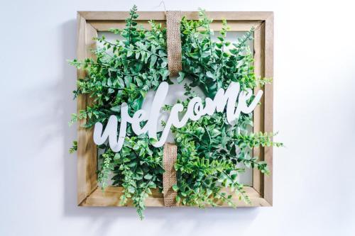Rest&recharge @ Windsor House (2 Bedrooms, 4 Beds, Free Parking)
