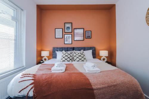 Rest&recharge @ Windsor House (2 Bedrooms, 4 Beds, Free Parking)