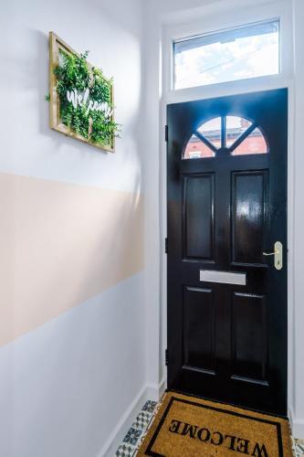 Rest&recharge @ Windsor House (2 Bedrooms, 4 Beds, Free Parking)
