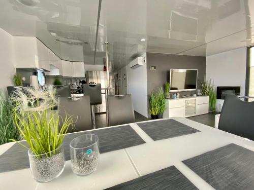 Apartamento Hausboot Ferienhaus Captains Boat