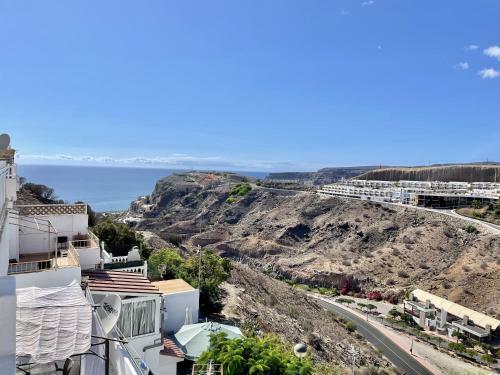 Apartment In Mogan With Pool And Sea Views