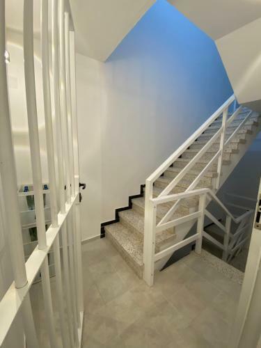 Amber Apartments - Sunny Studio