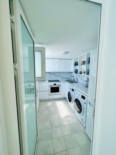 Amber Apartments - Fresh Studio